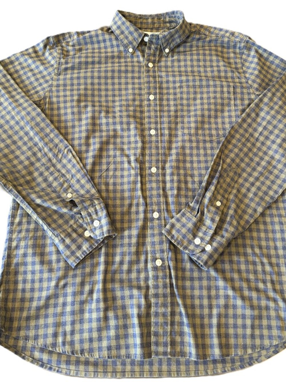 Sonoma Men’s Plaid Button-Up Shirt Size Large Green Blue Long Sleeve Casual